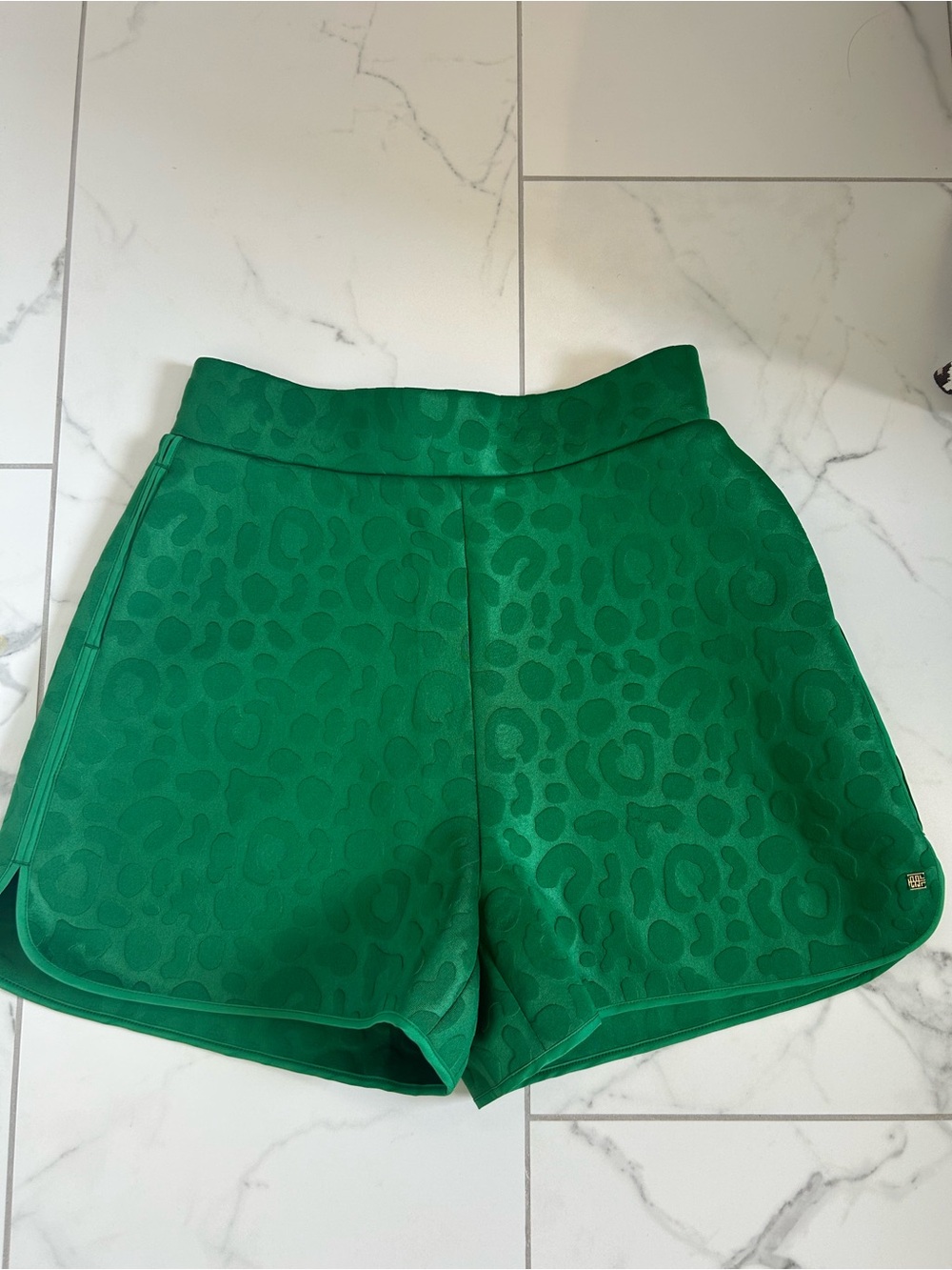 High-Waist Green Textured Athletic Shorts
